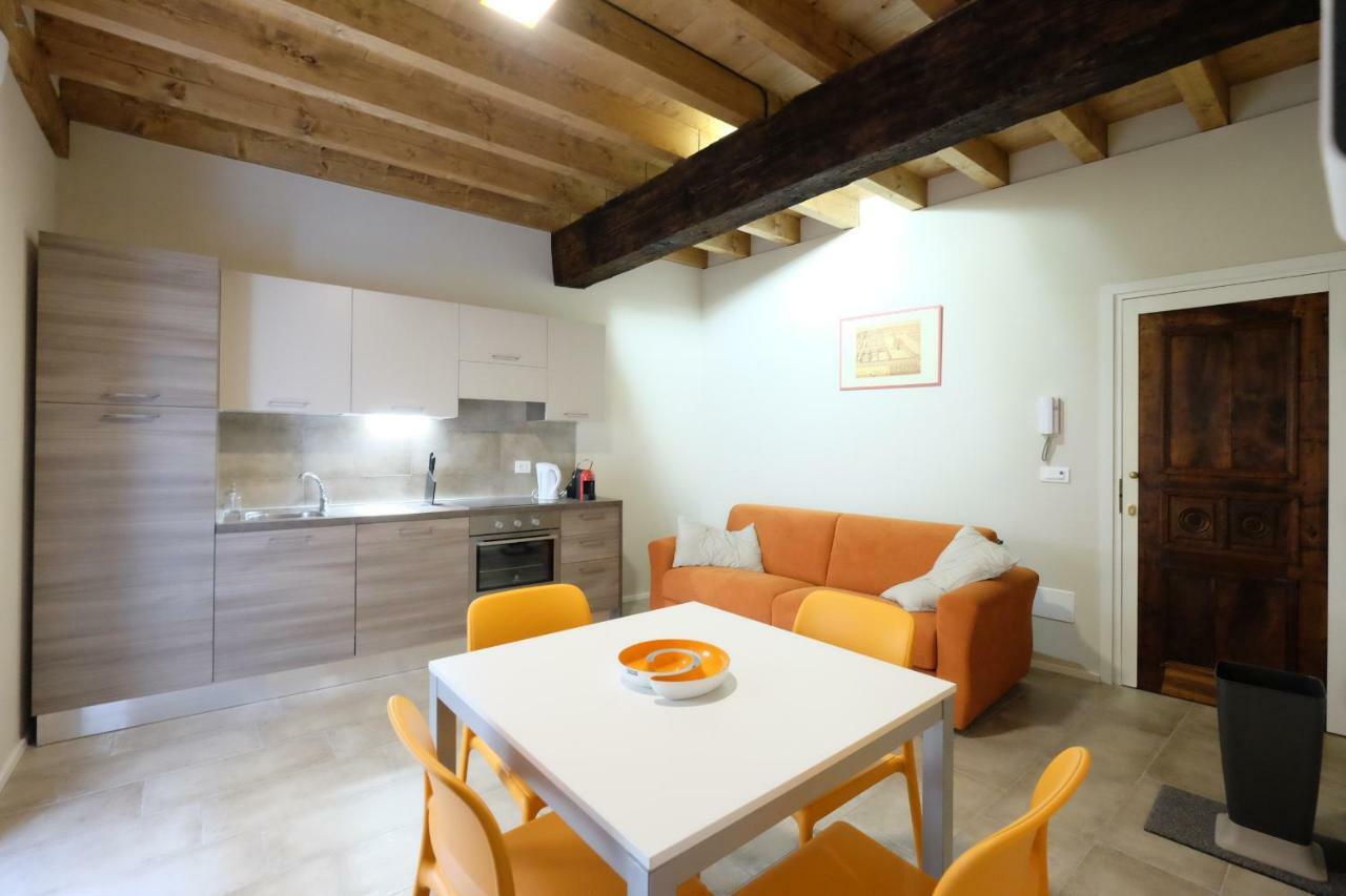 Domus Leydi Apartment Ivrea Exterior photo